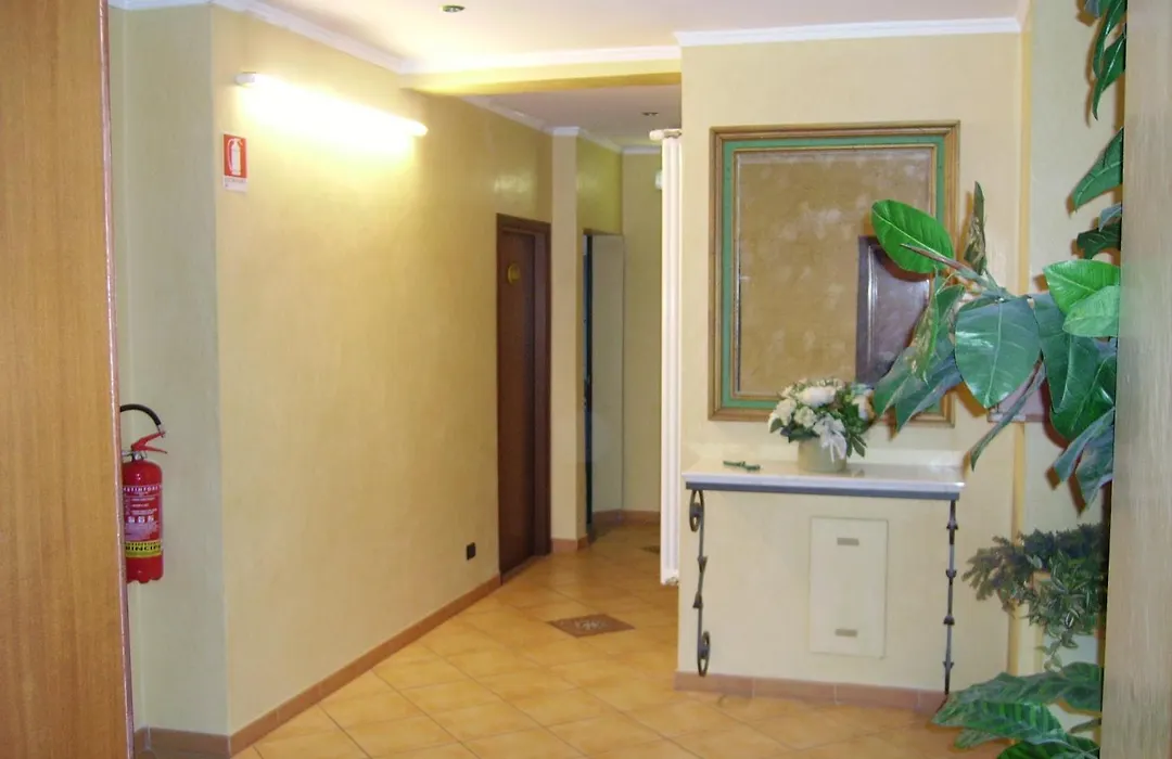 Hotel Fontana-1